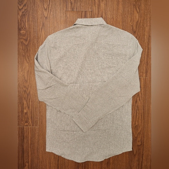 NWT Perry Ellis Men's Stretch Button Down Size Small 100% Polyester - Picture 4 of 5